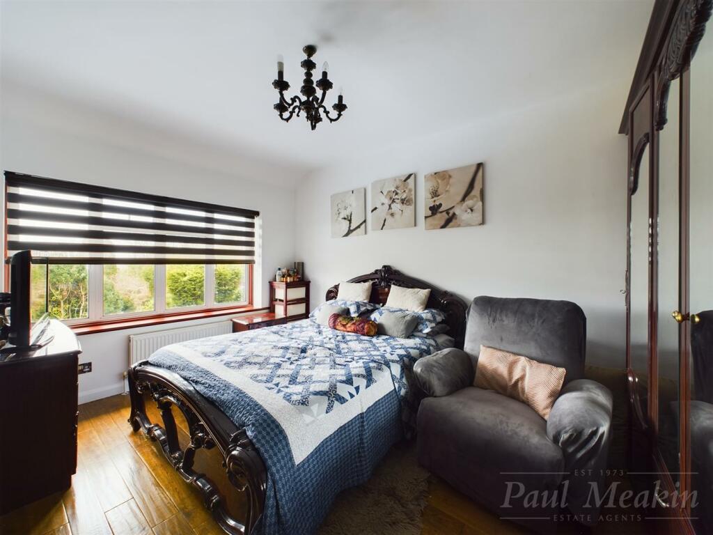 Additional image 12 of Queenhill Road, South Croydon