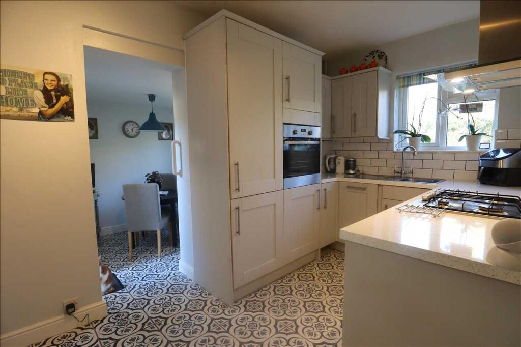 Additional image 7 of Grove Lane