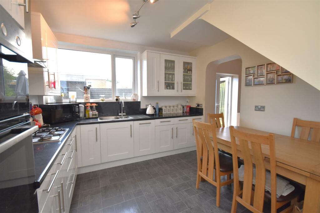 Additional image 9 of The Quillet, Neston