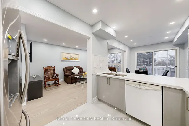 Additional image 11 of 11 Revelstoke Pl