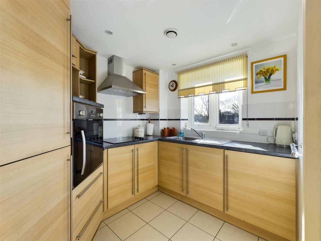 Additional image 16 of Yew Tree Court, Sanderstead Village