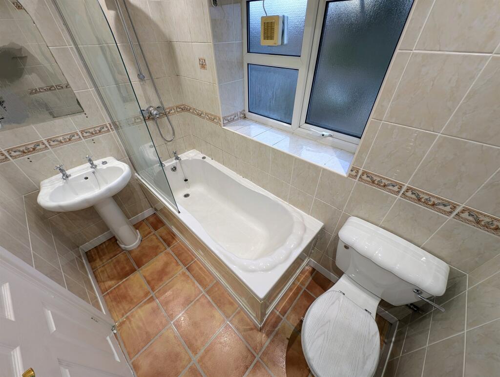 Additional image 9 of Pooltown Road, Ellesmere Port