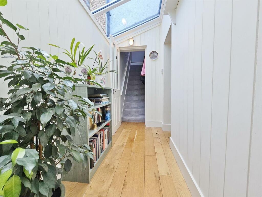 Additional image 19 of High Street, Thorpe-Le-Soken