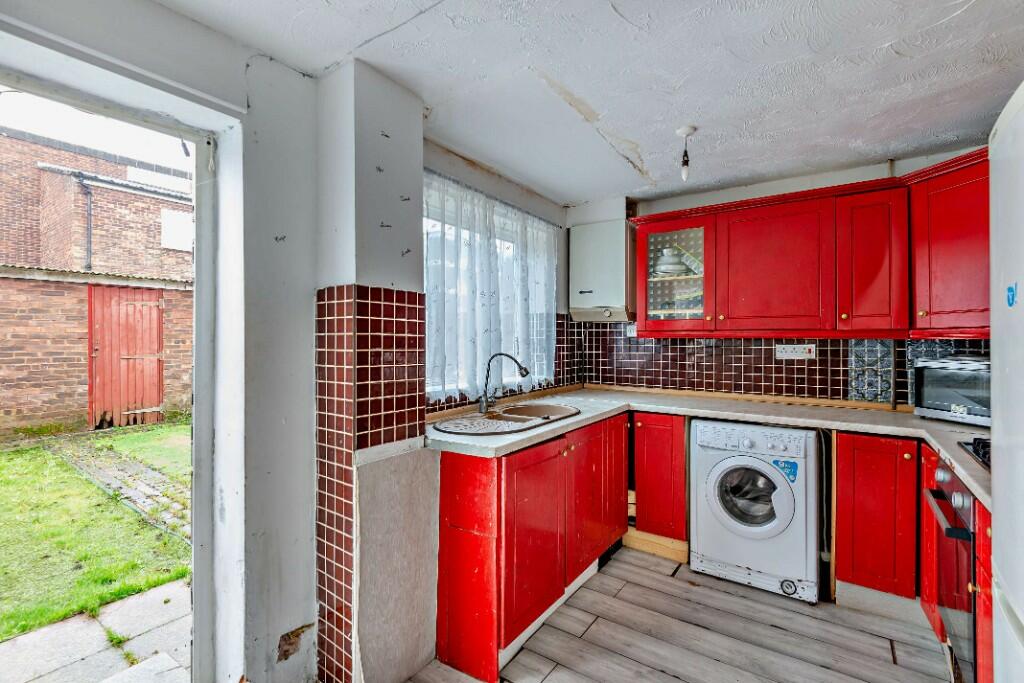 Additional image 4 of Long Banks, Harlow, Essex, CM18