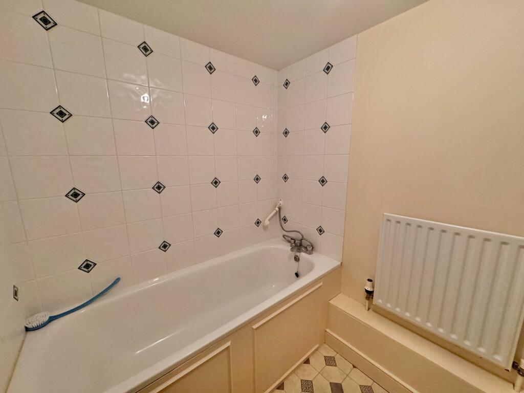 Additional image 17 of Woodberry Way, Walton on the Naze, CO14