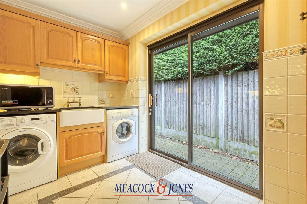 Additional image 19 of Hutton Gate, Hutton Mount, Brentwood