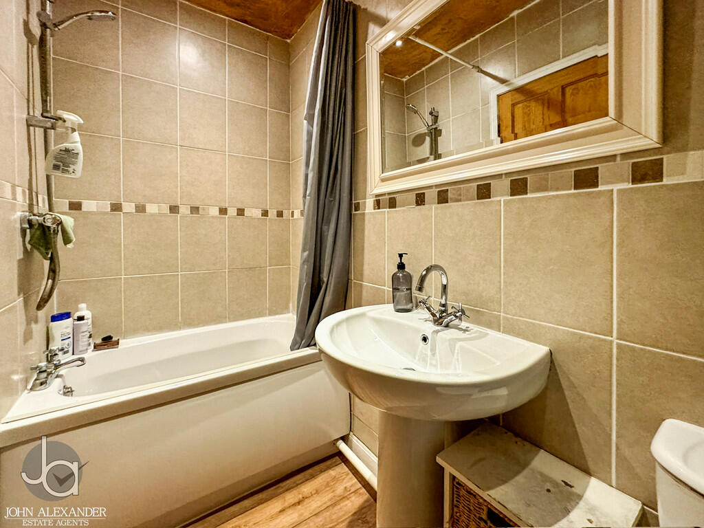 Additional image 24 of Cowdray Avenue, Colchester