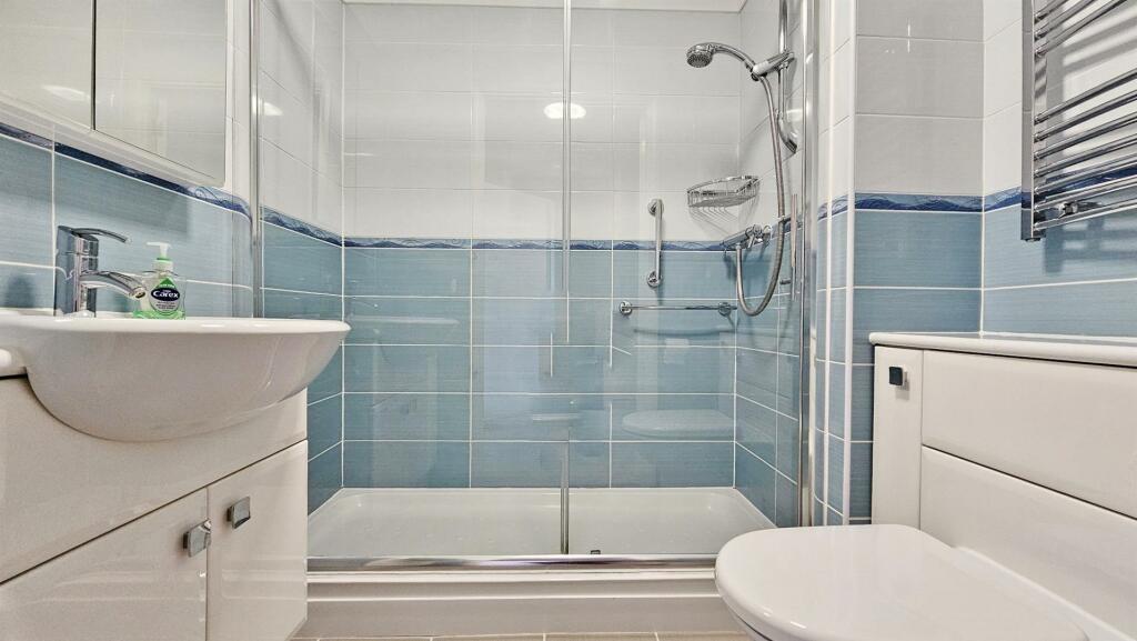 Additional image 12 of Connaught Avenue, Frinton-On-Sea