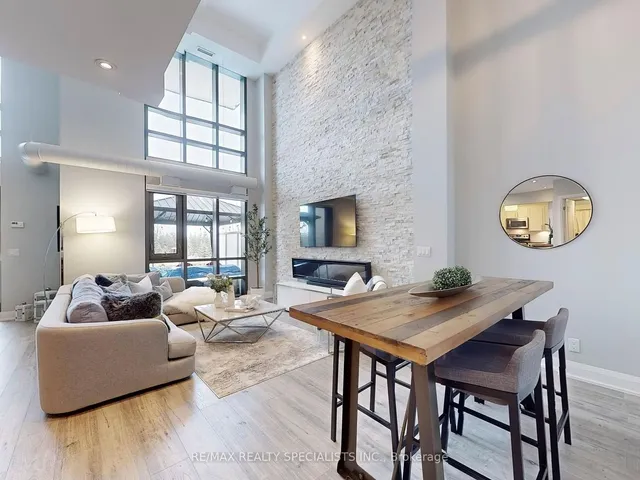 Additional image 5 of 55 Yorkland Blvd Unit 102