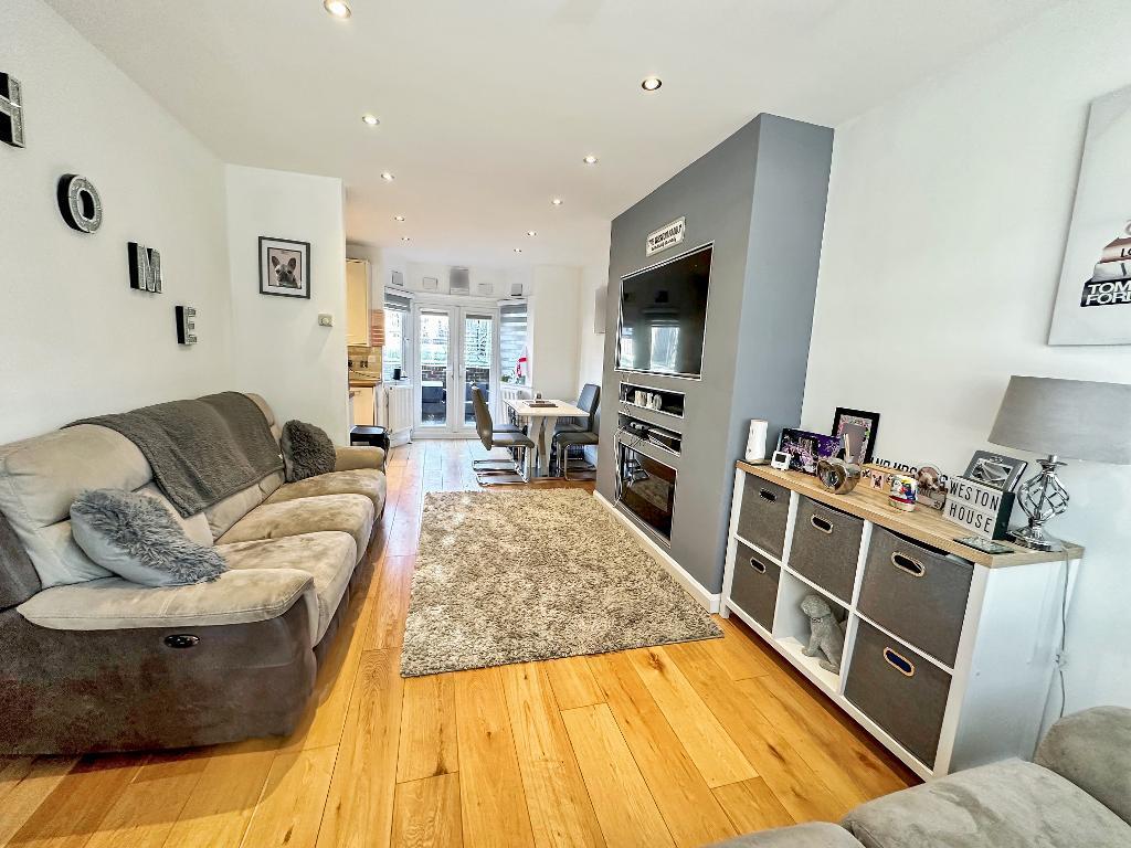 Additional image 4 of Sunnybank, Warlingham, Surrey, CR6 9SS