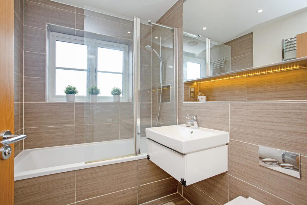 Additional image 12 of Oakgrove, Caterham, CR3