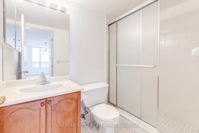 Additional image 15 of 28 Empress Ave Unit 1011