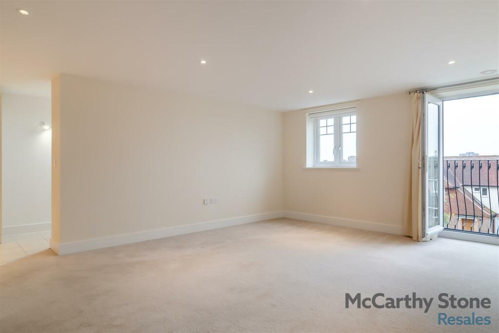 Additional image 6 of Hadleigh Road, Frinton-On-Sea