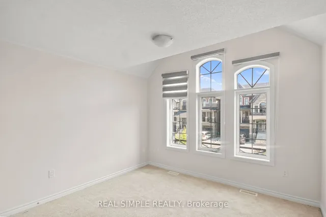 Additional image 18 of 8 Wainwright Dr