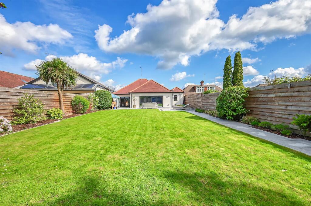 Additional image 26 of Newmans Drive, Hutton Burses