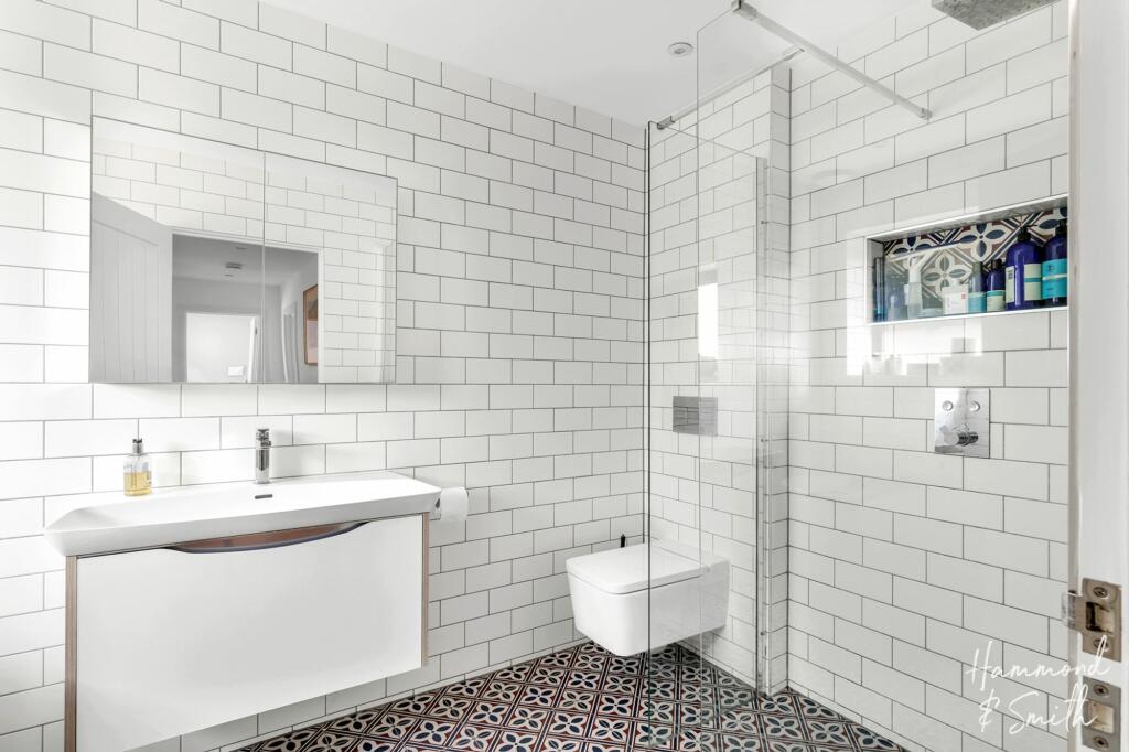 Additional image 13 of Kendal Avenue, Epping, CM16