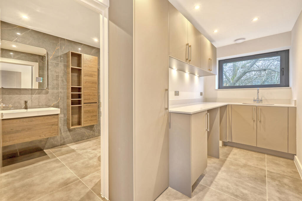 Additional image 4 of Mill View, Bromley Road, CO4