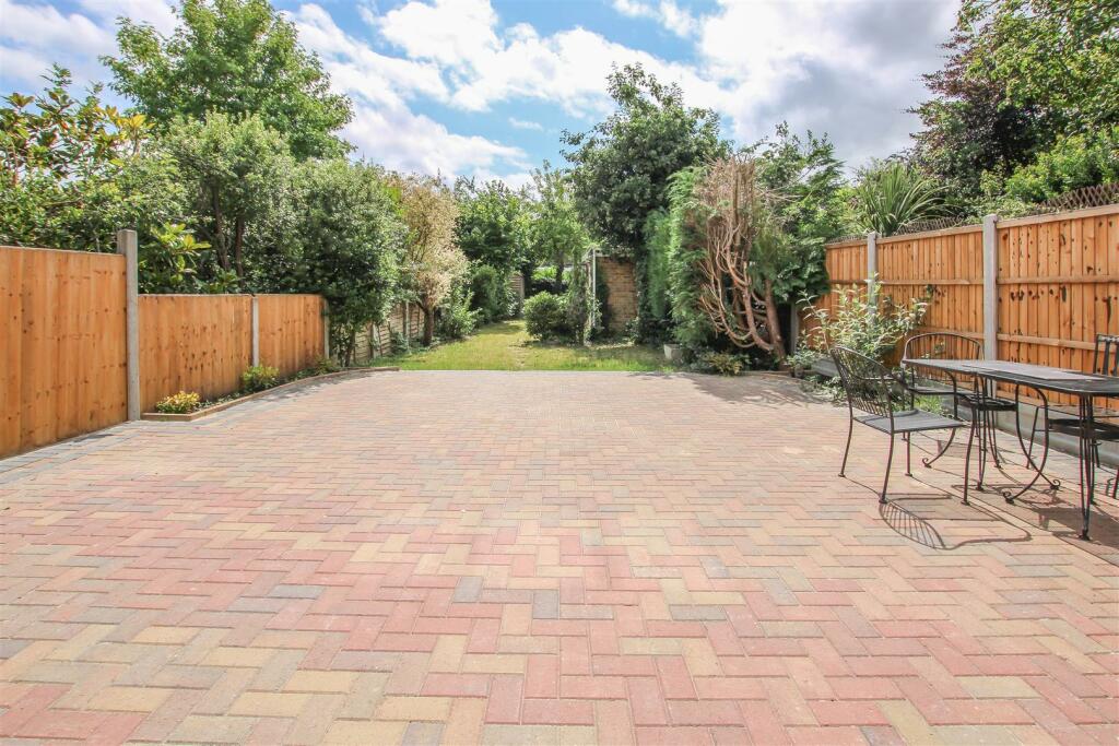 Additional image 13 of Brentwood Road, Ingrave, Brentwood