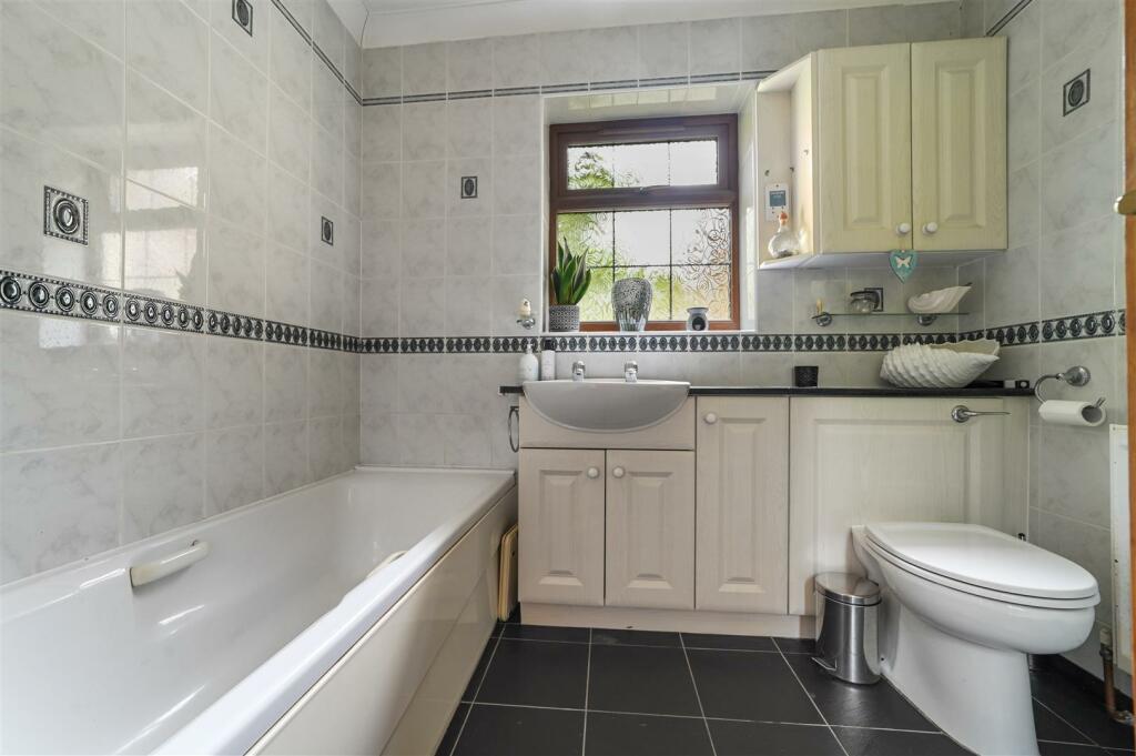 Additional image 13 of Long Road West, Dedham