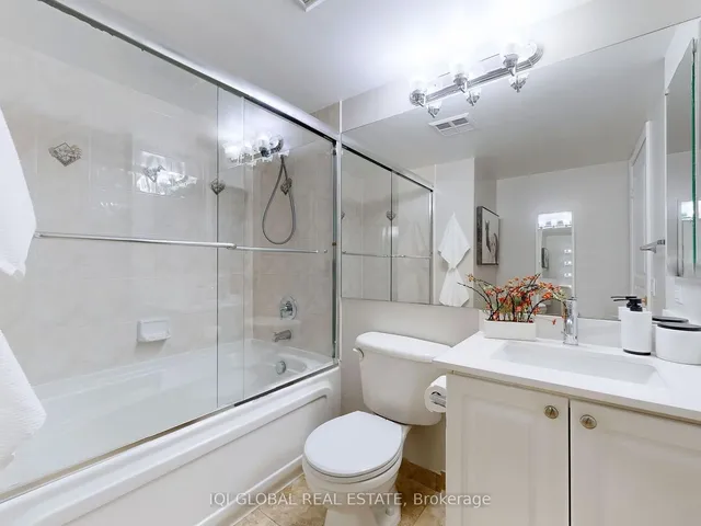 Additional image 16 of 5 Northtown Way Unit 1304