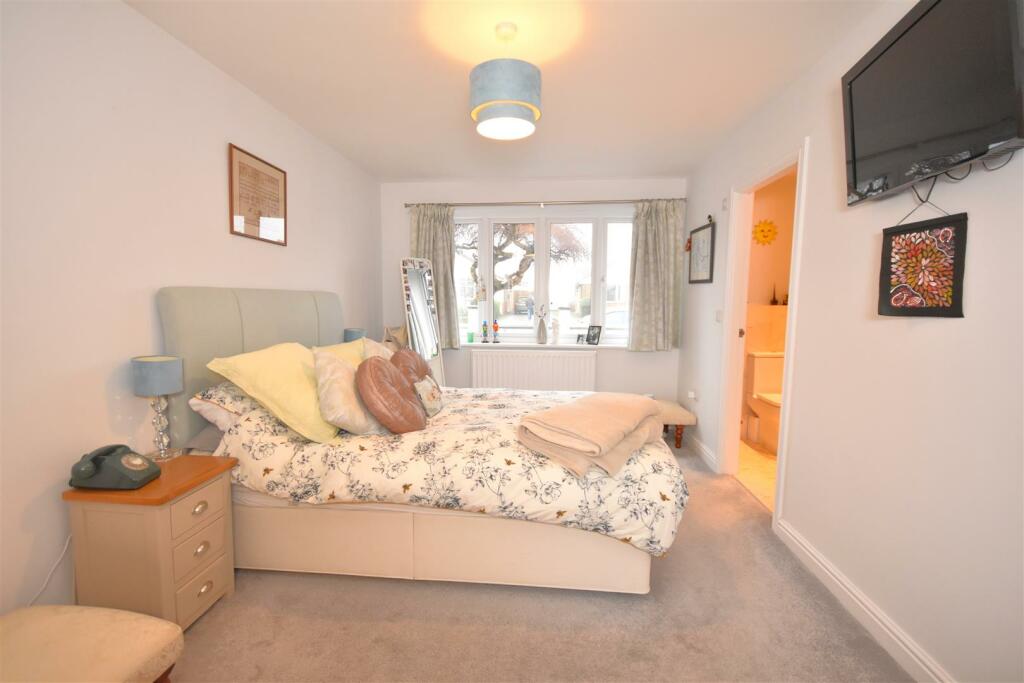 Additional image 9 of Meadow Lane, Willaston, Neston