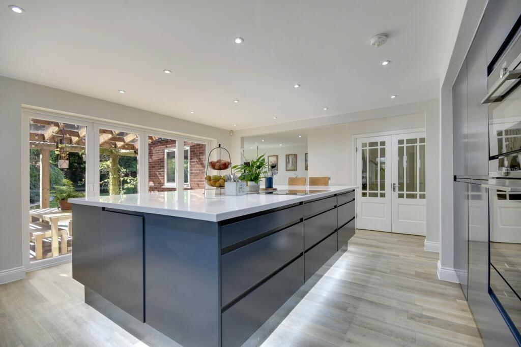 Additional image 7 of The Avenue, Brentwood, CM13