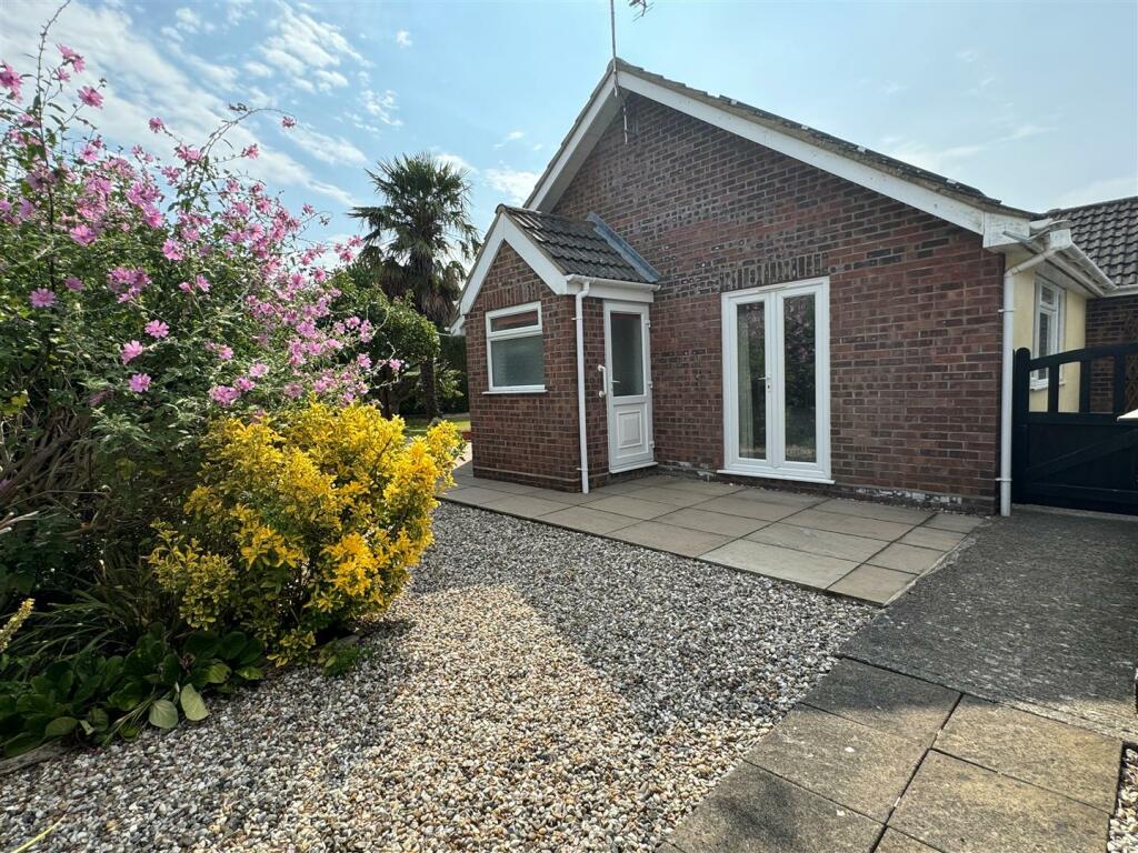 Additional image 33 of Chestnut Farm Drive, Althorne