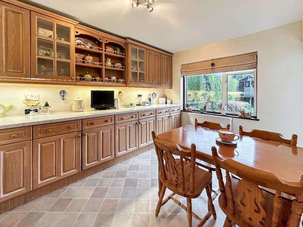 Additional image 7 of Limpsfield Road, Warlingham, Surrey, CR6 9RJ