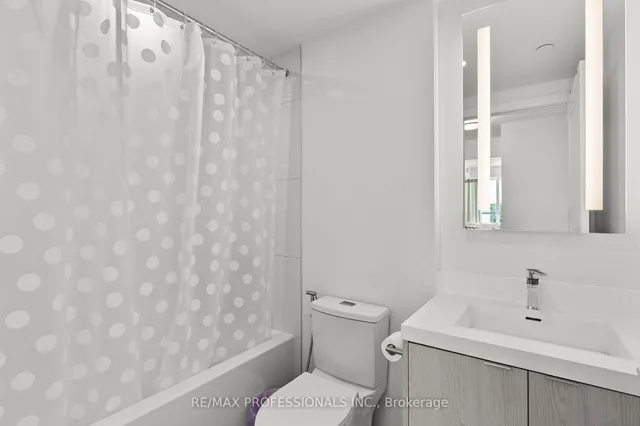 Additional image 12 of 30 Inn On The Park Dr Unit 320