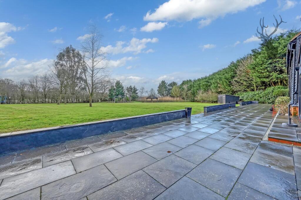 Additional image 36 of Mount Road, Theydon Garnon, Epping