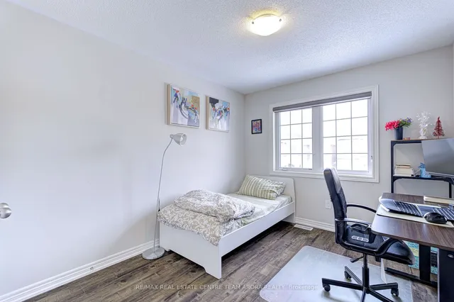 Additional image 18 of 41 Hogan Manor Dr