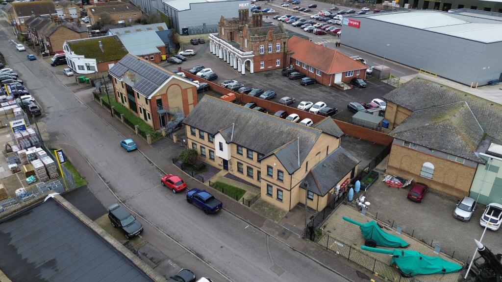 Additional image 6 of Maldon