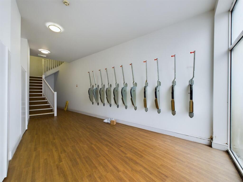 Additional image 10 of 23 Lion Green Road, Coulsdon