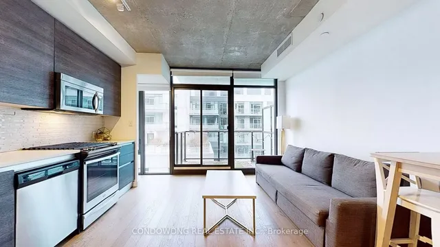 111 Bathurst St Unit 1410