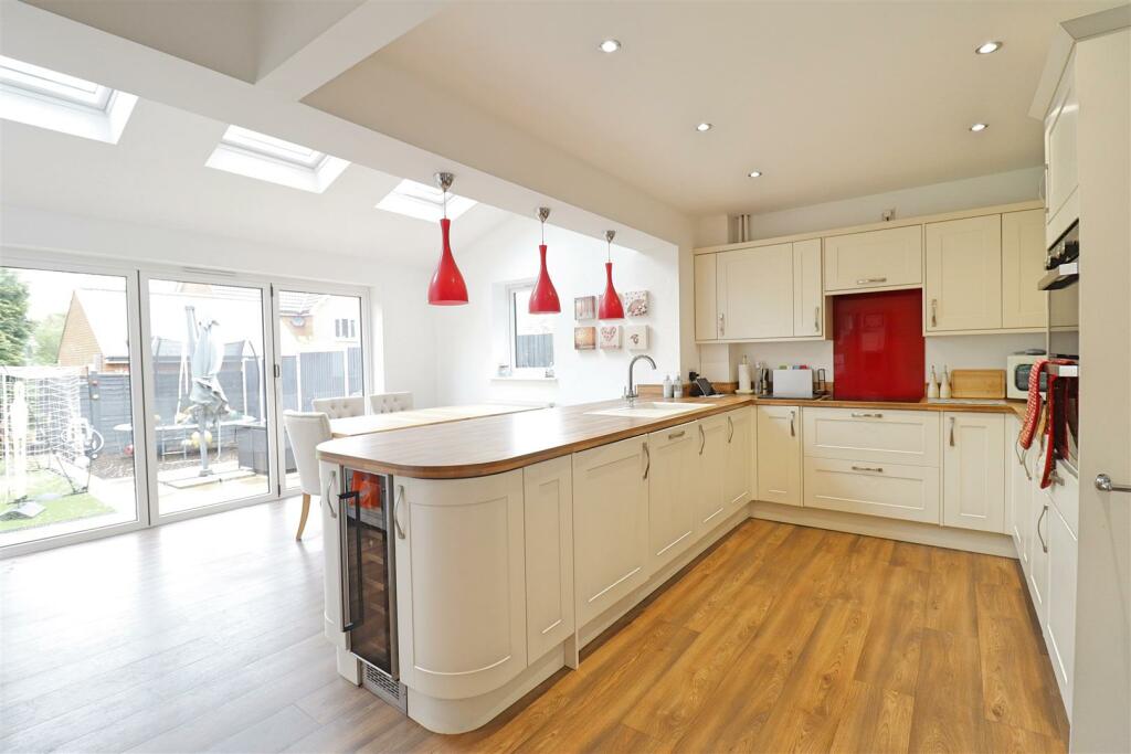 Additional image 3 of Chatsworth Avenue, Great Notley, Braintree
