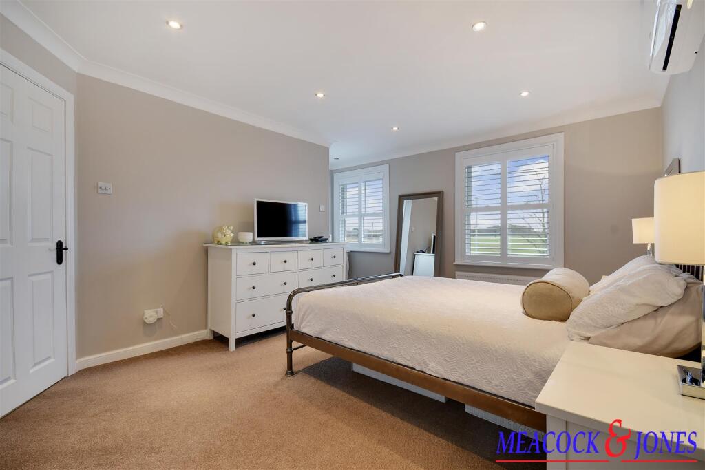 Additional image 16 of Tye Common Road, Billericay