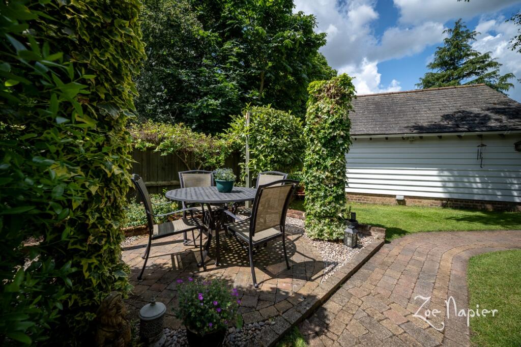 Additional image 8 of Bocking