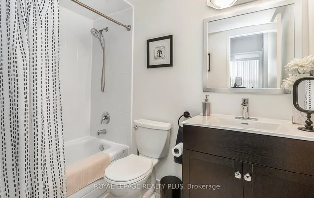 Additional image 29 of 551 The West Mall Unit 709