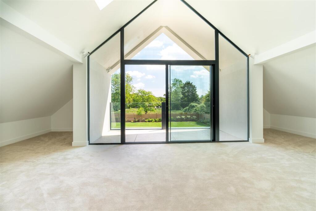 Additional image 17 of Broomhills Chase, Little Burstead, Billericay