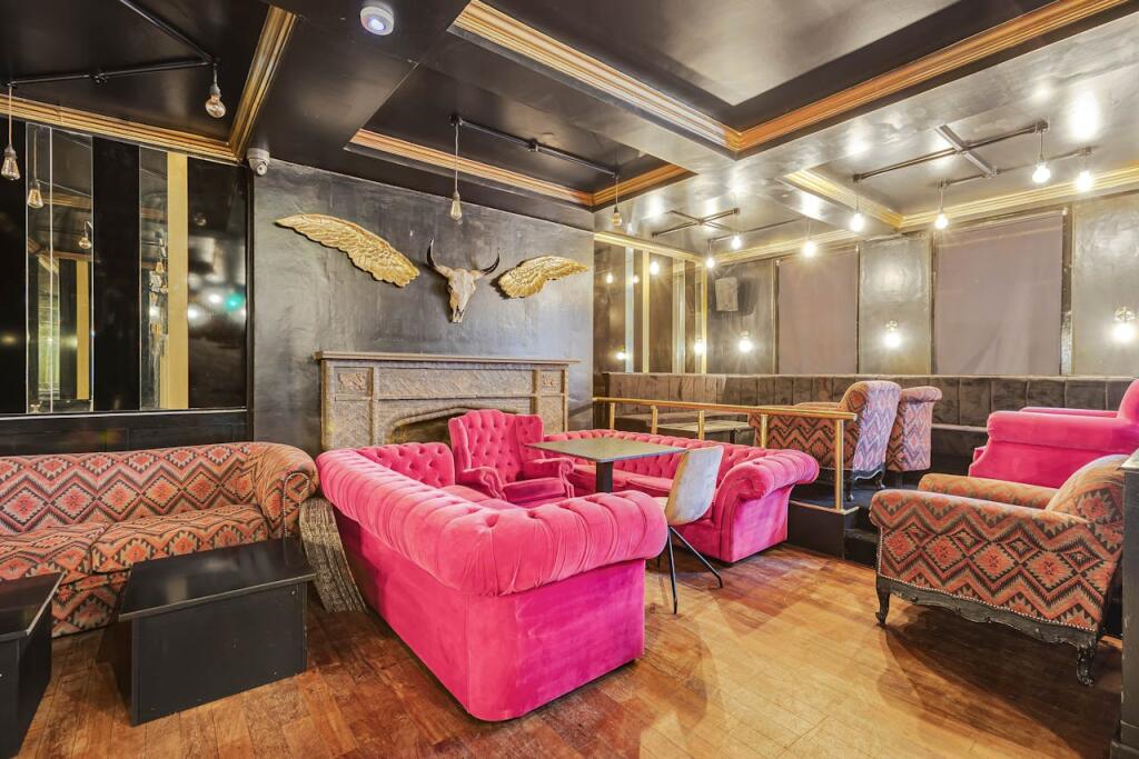 Additional image 23 of The Sugar Hut, 93-95 High Street, Brentwood, CM14 4RR