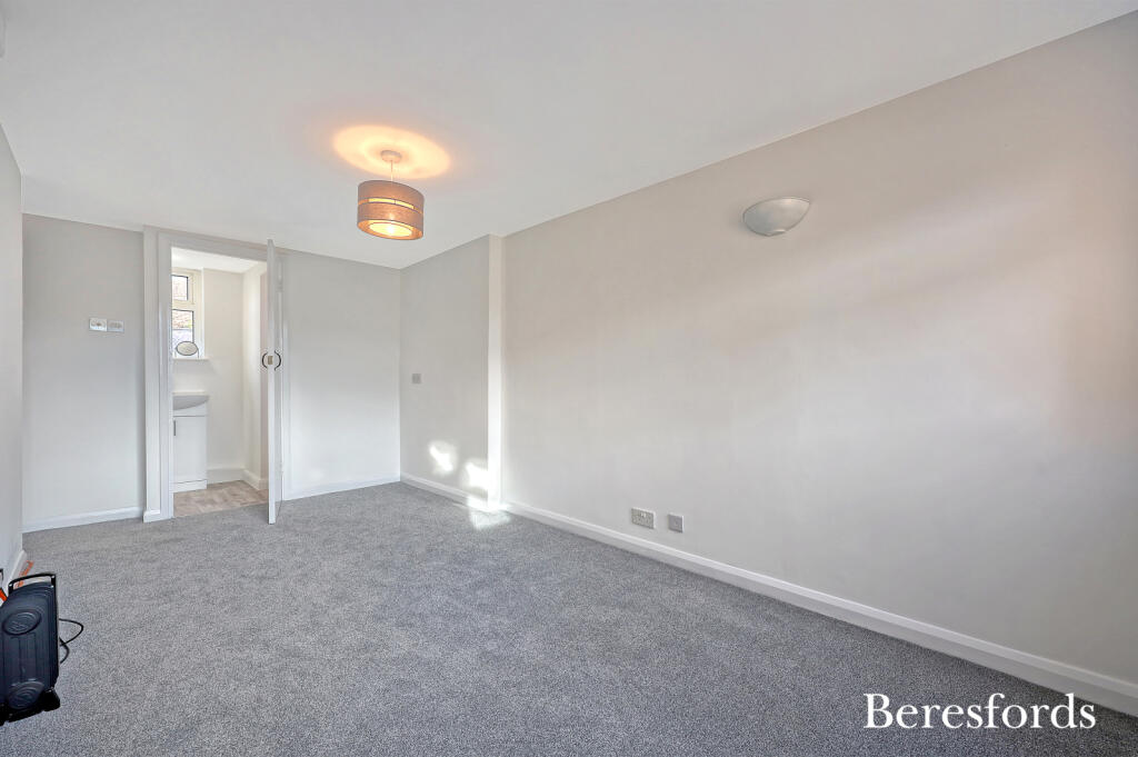 Additional image 9 of Ian Road, Billericay, CM12