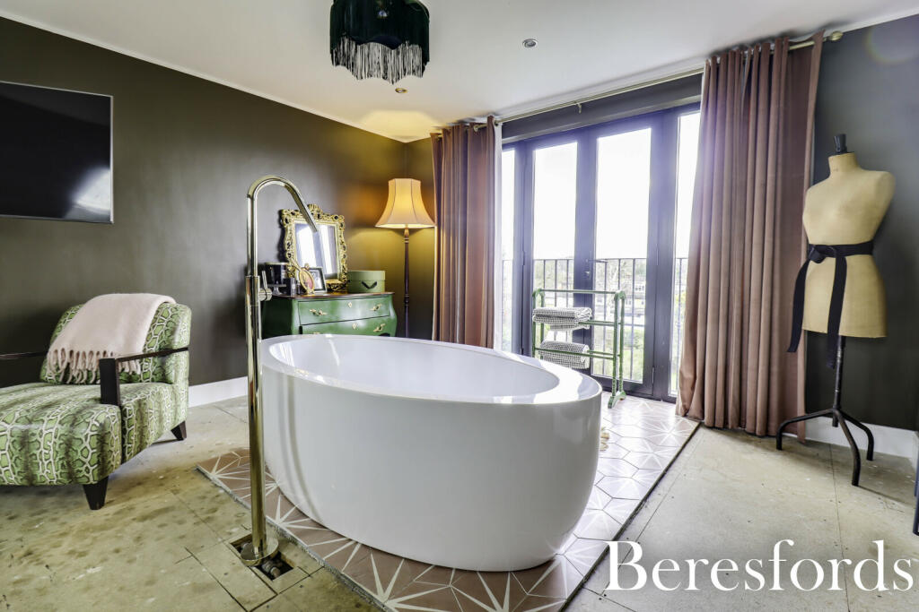 Additional image 20 of London Road, Brentwood, CM14