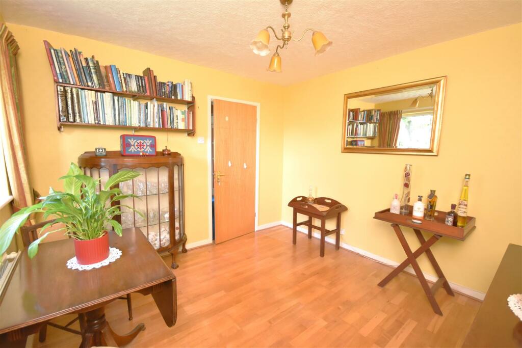 Additional image 10 of Field Hey Lane, Willaston, Neston