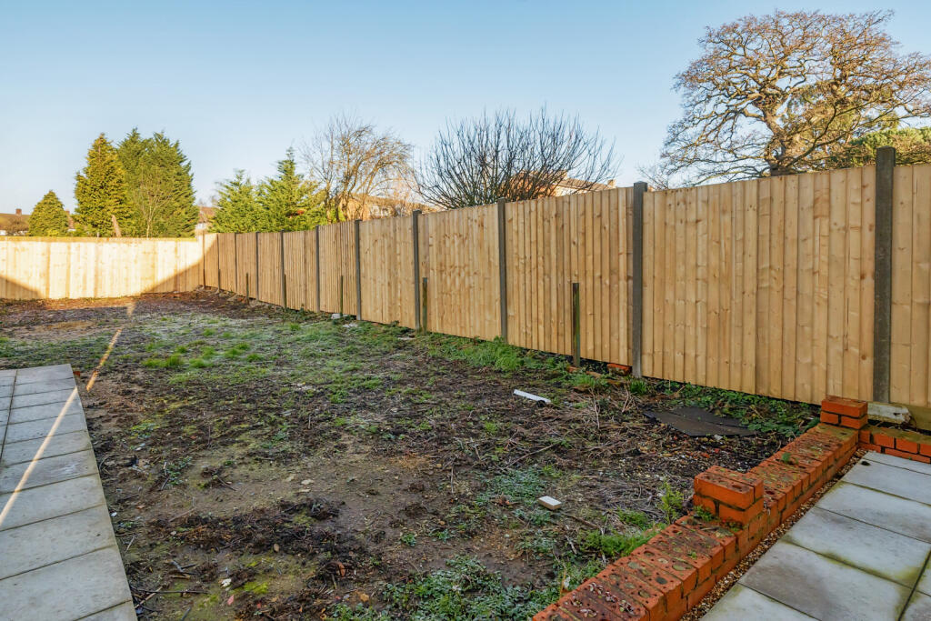 Additional image 9 of Carisbrooke Road, Mitcham, CR4