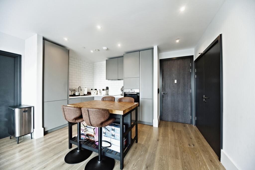 Additional image 3 of High Street, Croydon, CR0