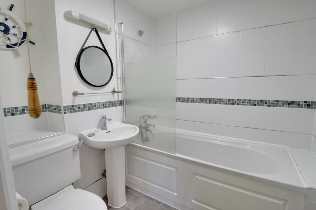 Additional image 8 of Lawrence Moorings, Sheering Mill Lane, Sawbridgeworth, CM21