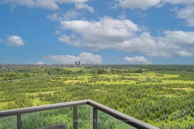 Additional image 16 of 55 yorkland Blvd Unit 803