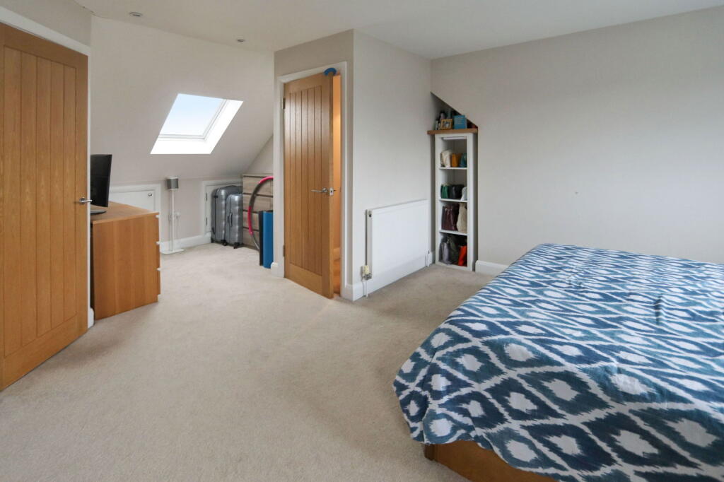 Additional image 7 of Placehouse Lane, Old Coulsdon, CR5 1LA