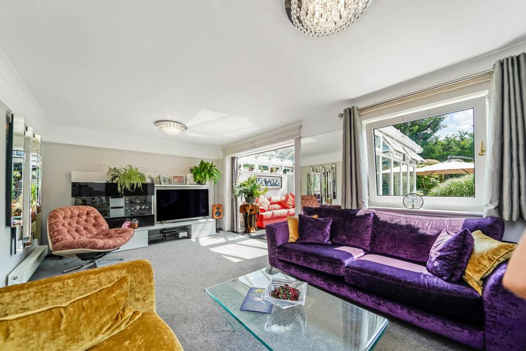 Additional image 5 of The New House, Park Avenue, Hastingwood