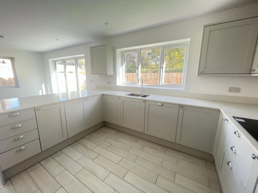 Additional image 7 of Woodland Walk, Thorpe Road, Kirby Cross, Frinton-On-Sea, CO13